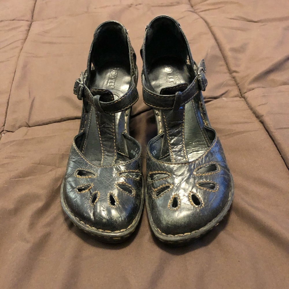 Born dress shoes. Black